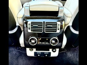 Land Rover Range Rover thumbnail