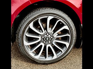 Land Rover Range Rover thumbnail