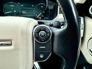 Land Rover Range Rover thumbnail