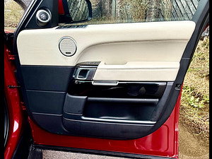 Land Rover Range Rover thumbnail