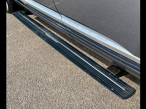 Land Rover Range Rover thumbnail