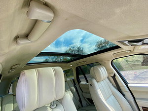 Land Rover Range Rover thumbnail