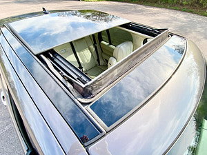 Land Rover Range Rover thumbnail