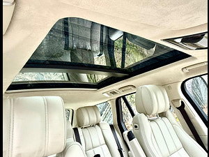 Land Rover Range Rover thumbnail