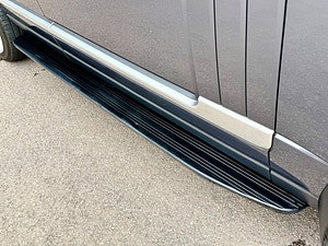 Land Rover Range Rover thumbnail