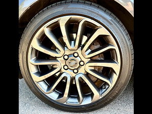 Land Rover Range Rover thumbnail