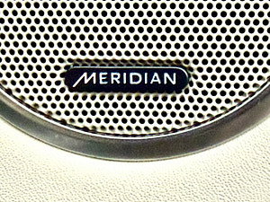 Land Rover Range Rover thumbnail