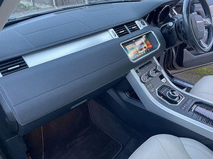 Land Rover Range Rover Evoque thumbnail