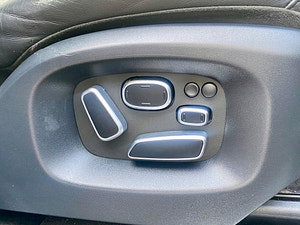 Land Rover Range Rover Sport thumbnail