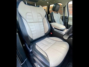 Land Rover Range Rover Sport thumbnail