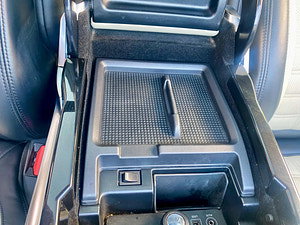Land Rover Range Rover Sport thumbnail