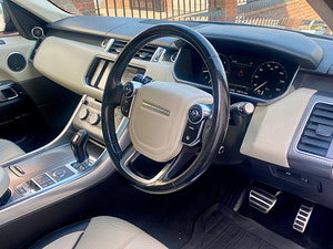 Land Rover Range Rover Sport thumbnail