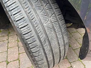 Land Rover Range Rover Sport thumbnail