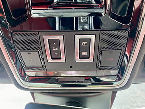 Land Rover Range Rover Sport thumbnail