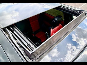 Land Rover Range Rover Sport thumbnail