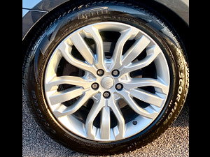 Land Rover Range Rover Sport thumbnail