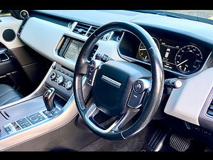 Land Rover Range Rover Sport thumbnail