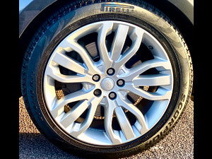 Land Rover Range Rover Sport thumbnail