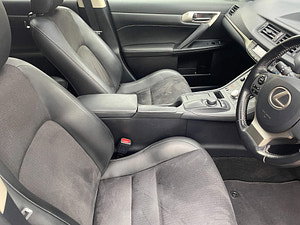 Lexus CT thumbnail