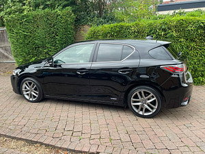 Lexus CT thumbnail