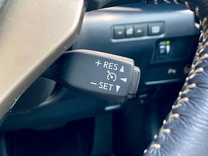 Lexus IS thumbnail