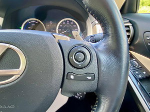 Lexus IS thumbnail