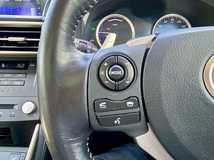 Lexus IS thumbnail