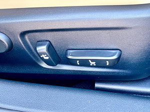 Lexus IS thumbnail
