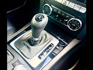 Mercedes-Benz C Class thumbnail