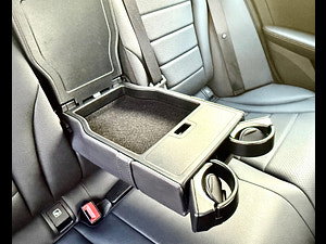 Mercedes-Benz C Class thumbnail