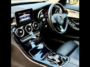 Mercedes-Benz C Class thumbnail