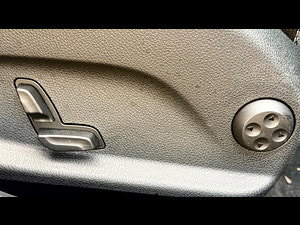 Mercedes-Benz C Class thumbnail