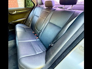 Mercedes-Benz C Class thumbnail