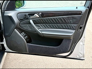 Mercedes-Benz C Class thumbnail