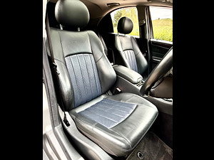 Mercedes-Benz C Class thumbnail