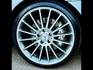 Mercedes-Benz C Class thumbnail
