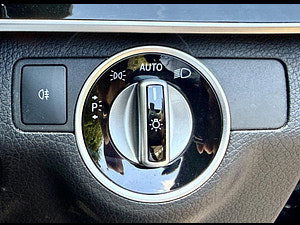 Mercedes-Benz E Class thumbnail