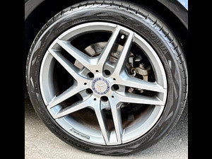 Mercedes-Benz E Class thumbnail