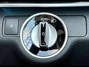 Mercedes-Benz E Class thumbnail