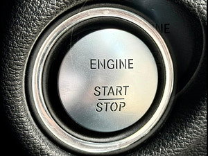 Mercedes-Benz E Class thumbnail