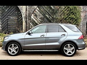 Mercedes-Benz GLE thumbnail
