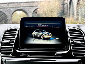 Mercedes-Benz GLE thumbnail