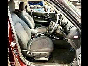 MINI Clubman thumbnail