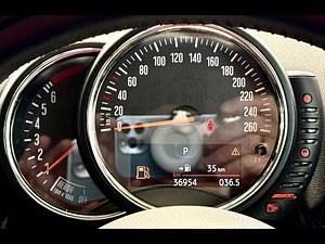 MINI Clubman thumbnail