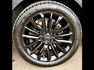 MINI Clubman thumbnail
