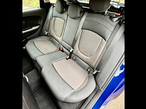 MINI Clubman thumbnail