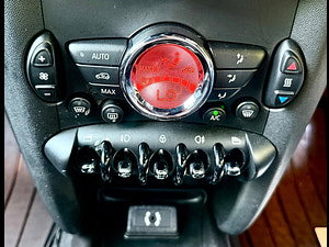 MINI Clubman thumbnail
