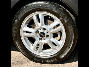 MINI Clubman thumbnail
