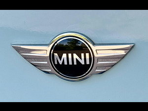 MINI Clubman thumbnail