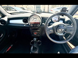 MINI Clubman thumbnail